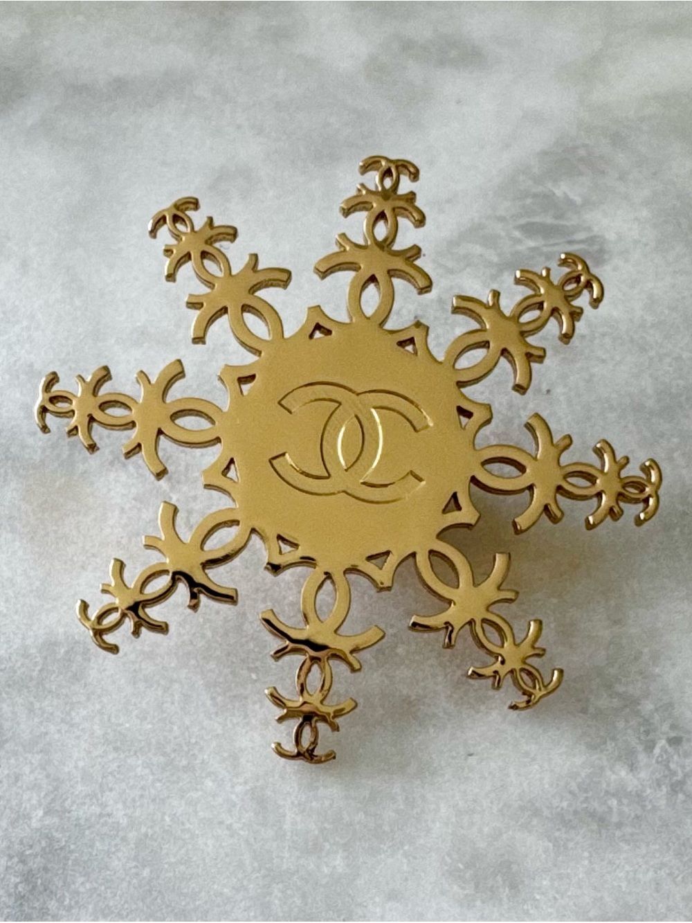 Limited Edition Chanel Holiday 2024 Gold-Tone Snowflake Brooch with Box